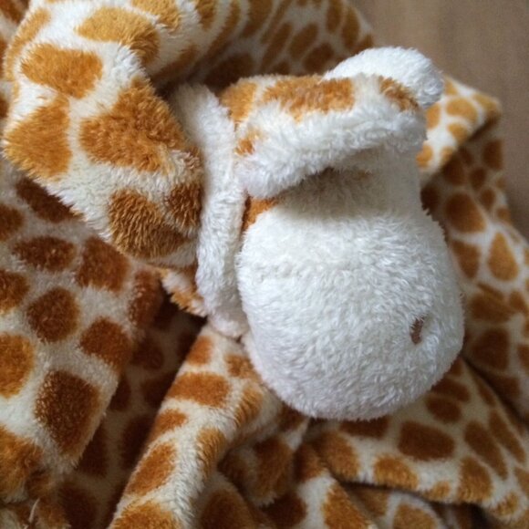 Angel Dear Brown Giraffe Plush Baby Security Blanket Eyes Closed Soft Toy Lovey - Picture 5 of 12